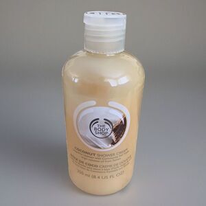 The Body Shop Coconut Shower Cream 8.4 oz Soap Free Cleanser Coconut Oil‎